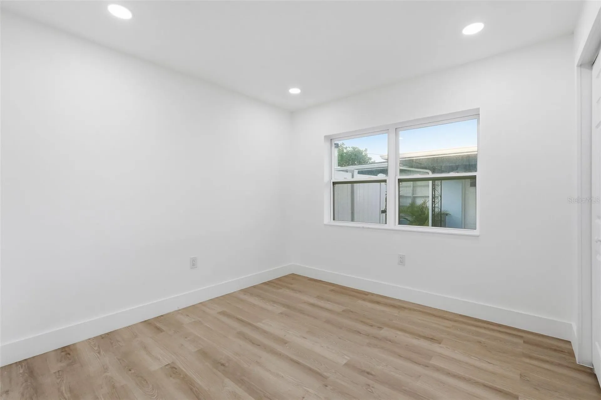 2470 Del Rio Way Dunedin FL 34698