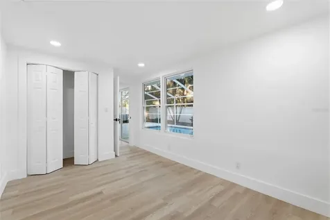 2470 Del Rio Way Dunedin FL 34698