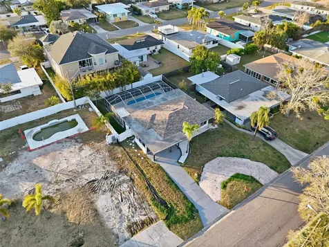 2470 Del Rio Way Dunedin FL 34698