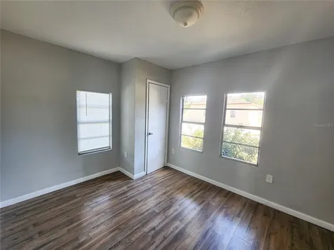 4502 N 42nd Street Tampa FL 33610