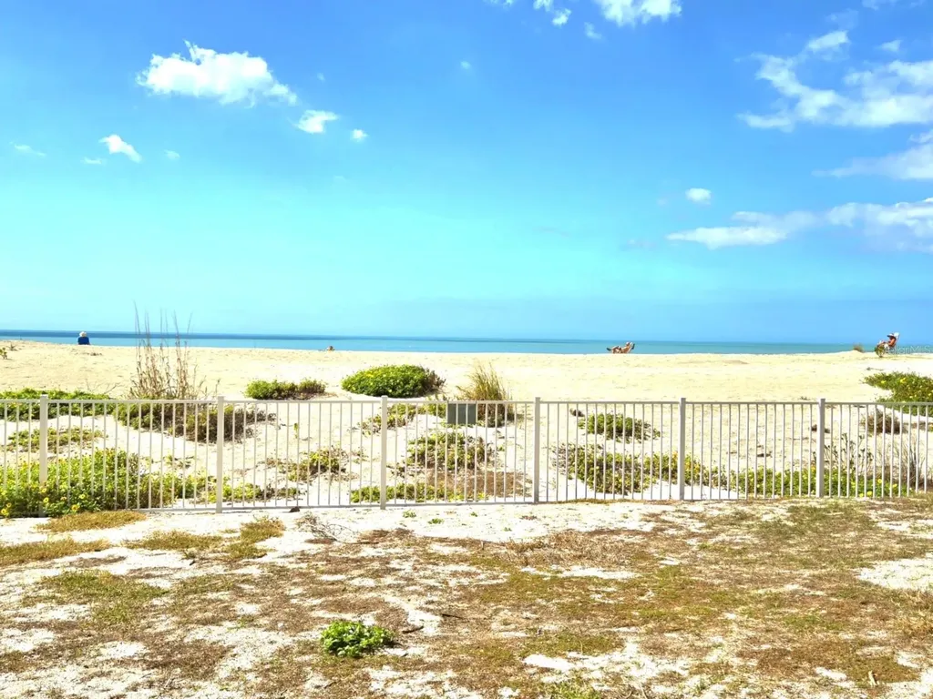333 The Esplanade N Venice FL 34285