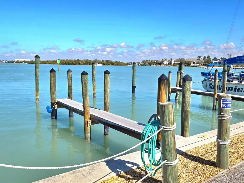 333 The Esplanade N Venice FL 34285