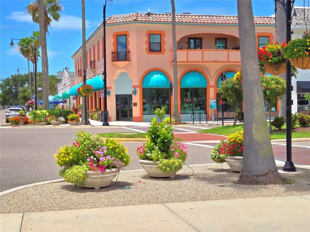 333 The Esplanade N Venice FL 34285