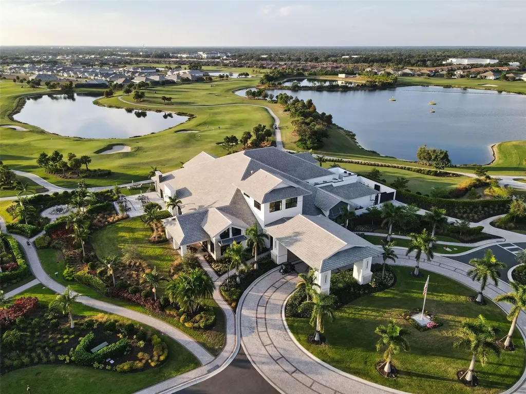 15320 San Lazzaro Avenue Bradenton FL 34211