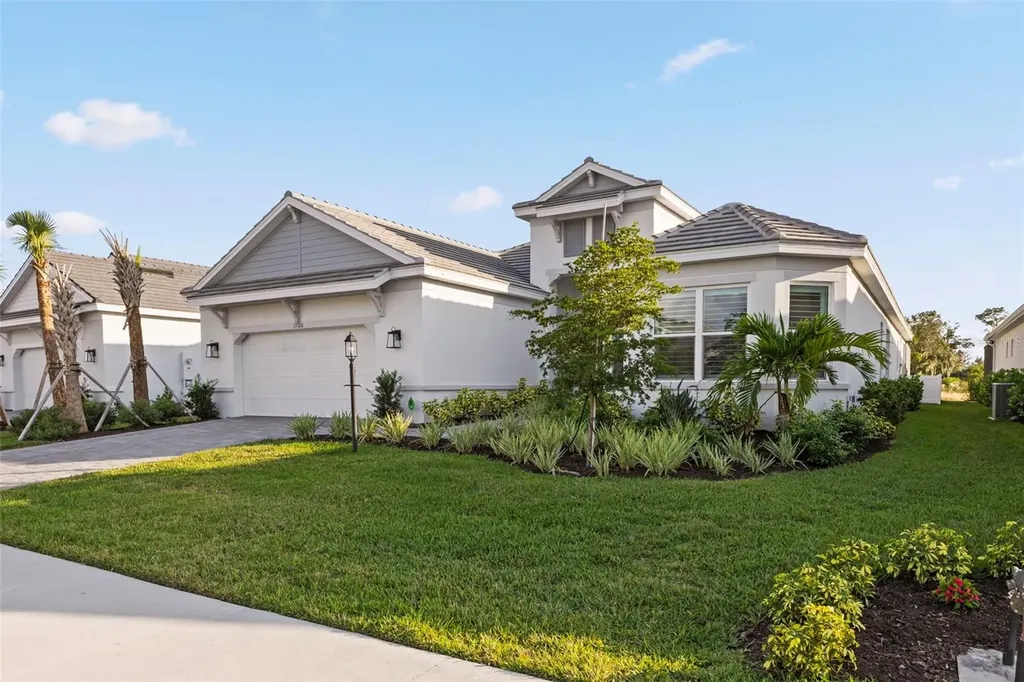15320 San Lazzaro Avenue Bradenton FL 34211