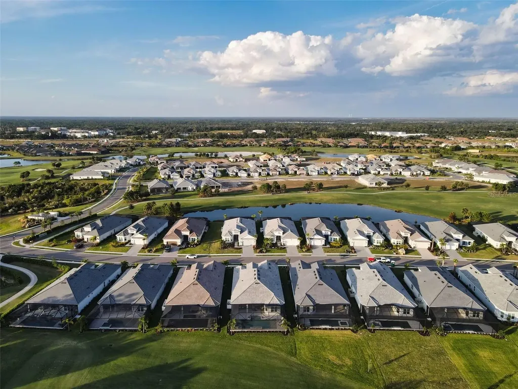 15320 San Lazzaro Avenue Bradenton FL 34211