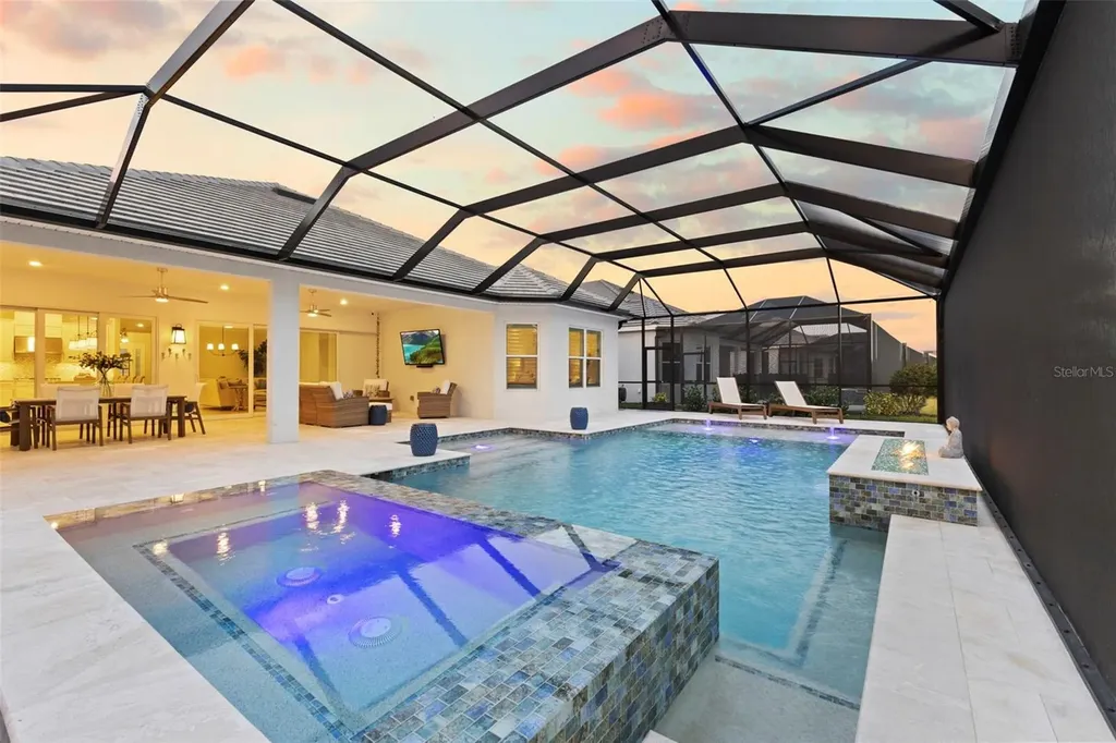15320 San Lazzaro Avenue Bradenton FL 34211