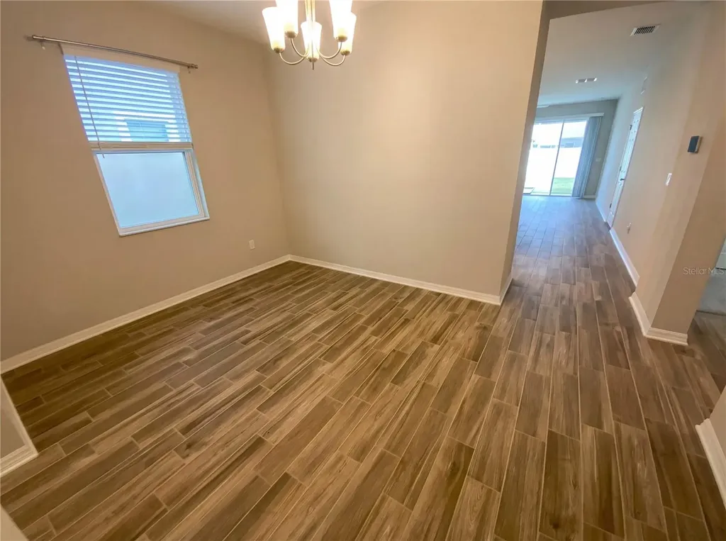 7423 Pool Compass Loop Wesley Chapel FL 33545