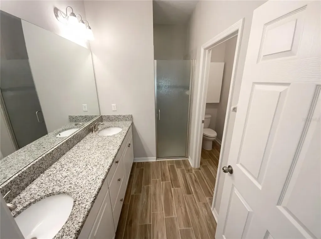 7423 Pool Compass Loop Wesley Chapel FL 33545