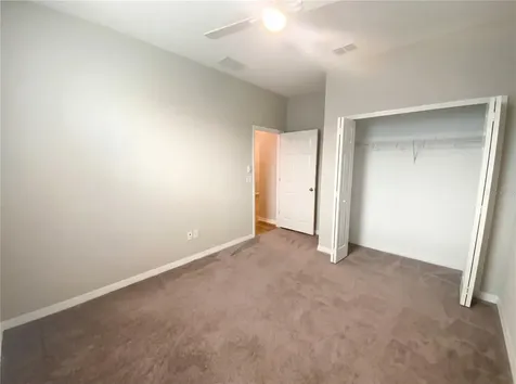 7423 Pool Compass Loop Wesley Chapel FL 33545