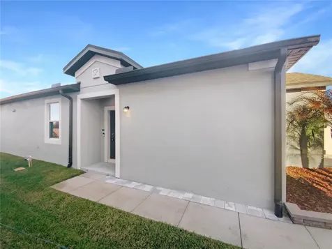 7423 Pool Compass Loop Wesley Chapel FL 33545