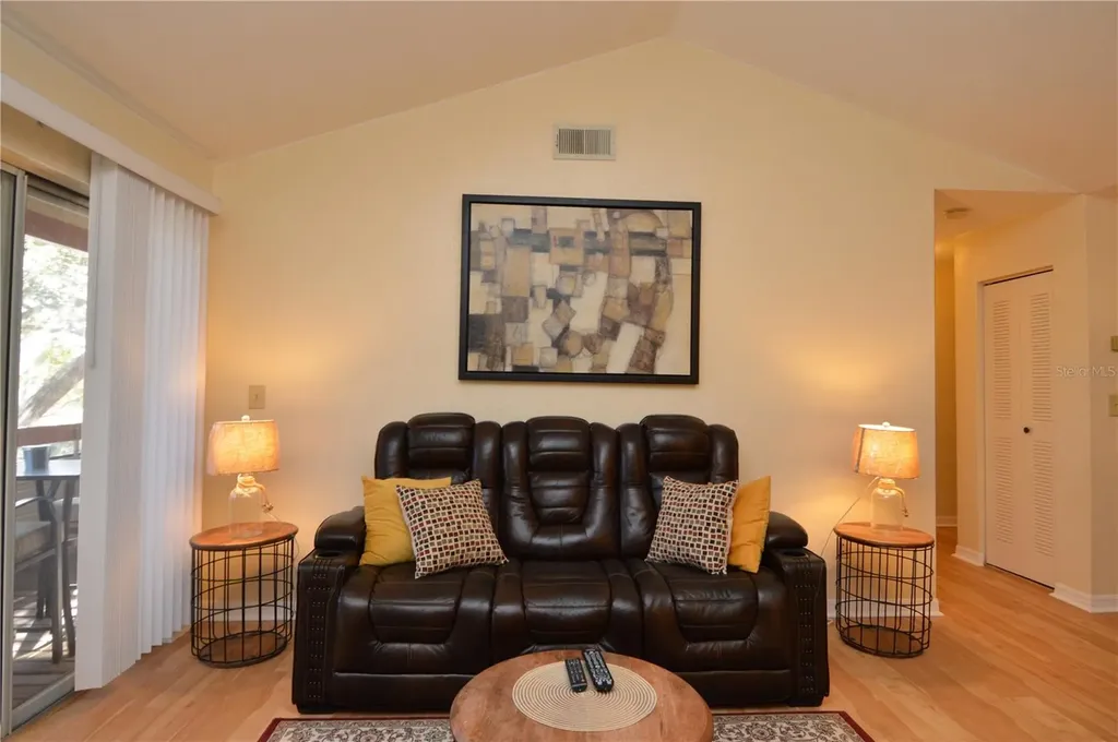 10263 Gandy Boulevard N St Petersburg FL 33702