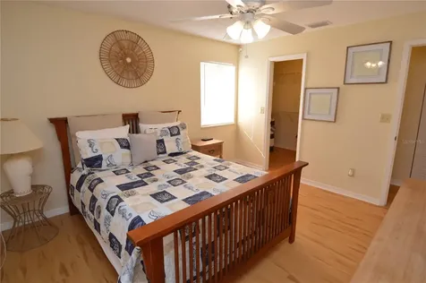 10263 Gandy Boulevard N St Petersburg FL 33702