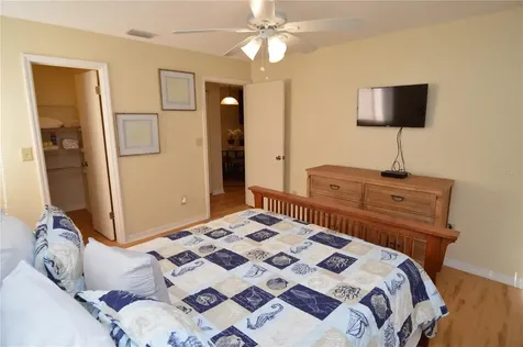 10263 Gandy Boulevard N St Petersburg FL 33702