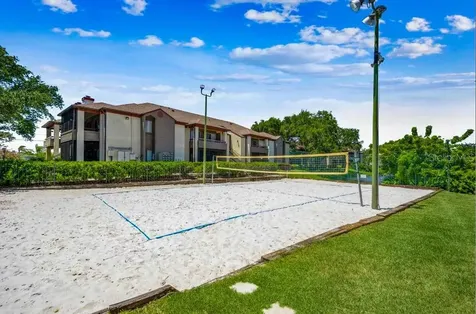 10263 Gandy Boulevard N St Petersburg FL 33702