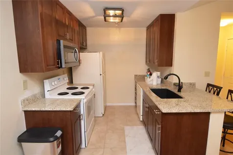 10263 Gandy Boulevard N St Petersburg FL 33702