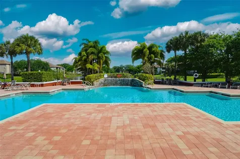 10263 Gandy Boulevard N St Petersburg FL 33702
