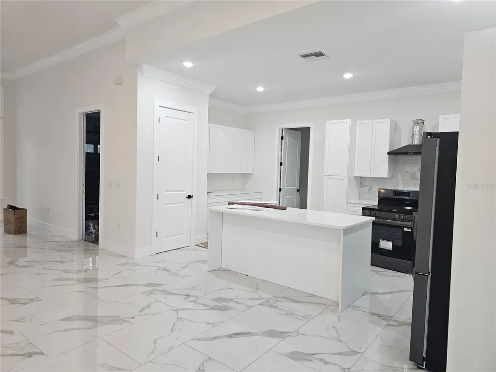 292 Gardenia Road Kissimmee FL 34743