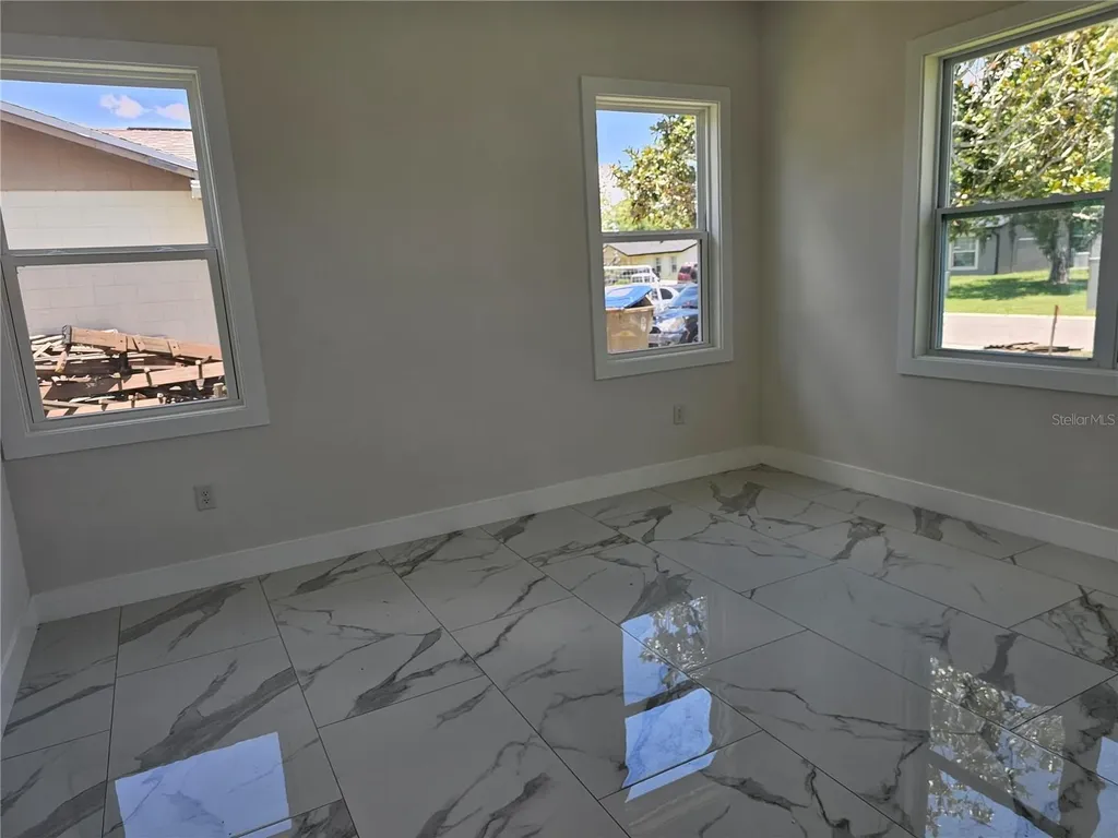 292 Gardenia Road Kissimmee FL 34743