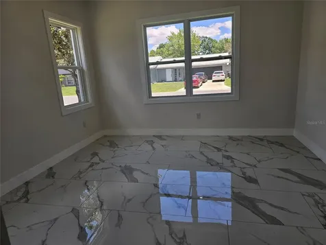 292 Gardenia Road Kissimmee FL 34743