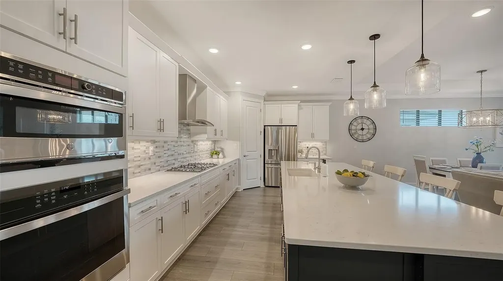 18020 Cresswind Terrace Bradenton FL 34211