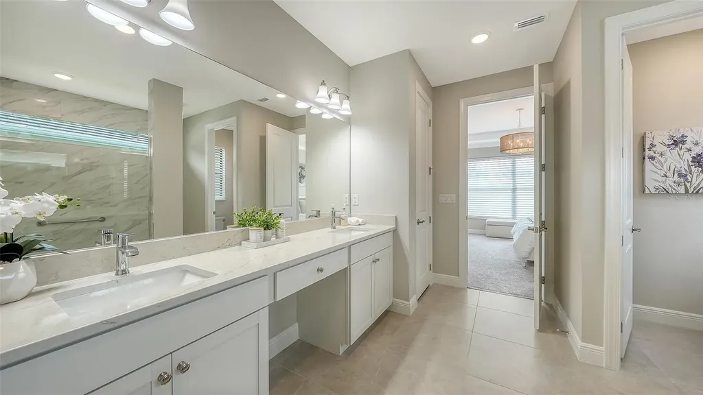 18020 Cresswind Terrace Bradenton FL 34211