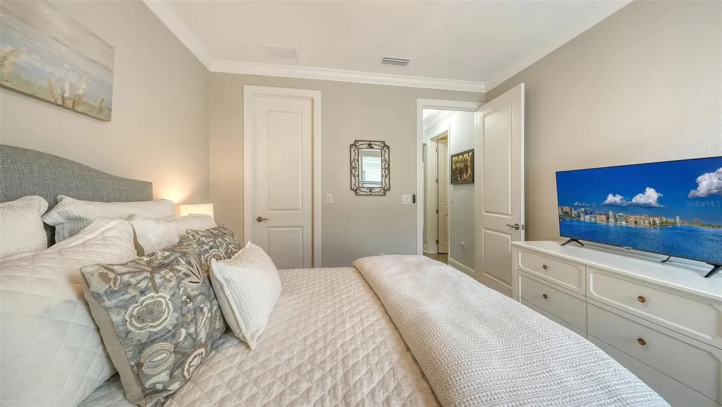 18020 Cresswind Terrace Bradenton FL 34211