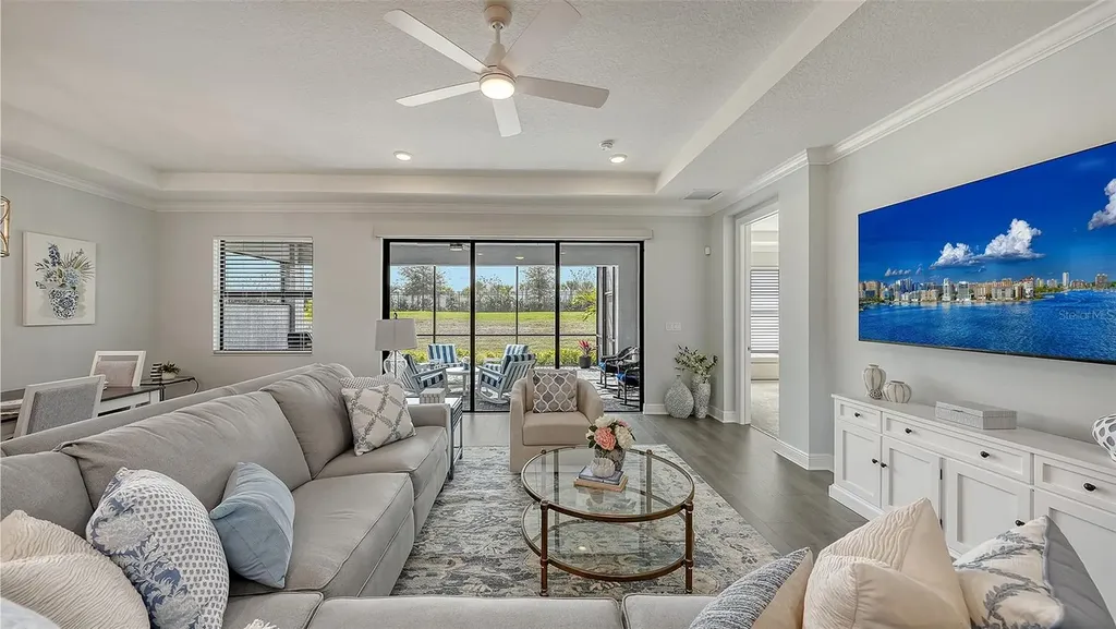 18020 Cresswind Terrace Bradenton FL 34211