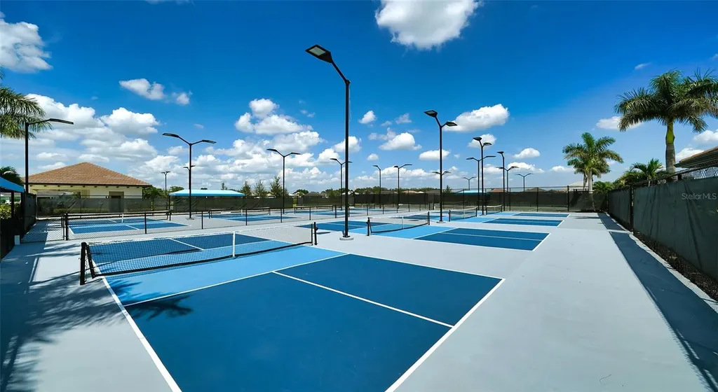 18020 Cresswind Terrace Bradenton FL 34211