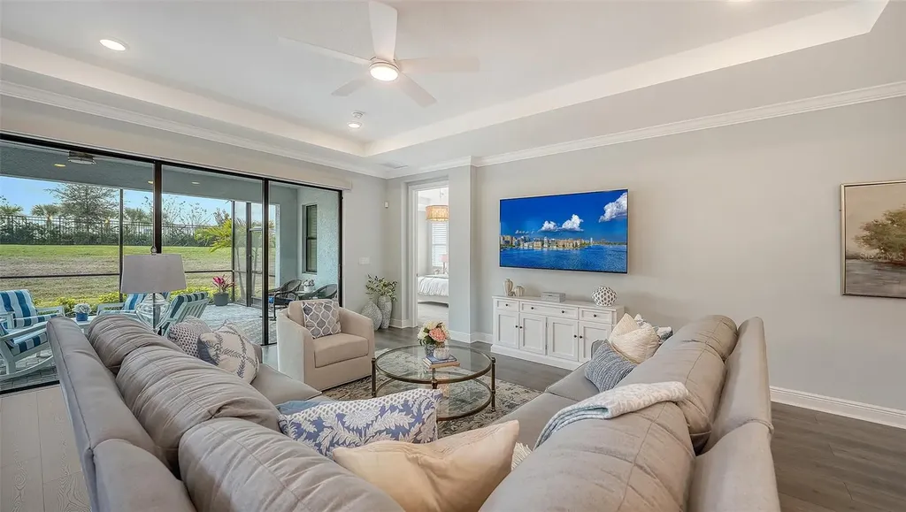 18020 Cresswind Terrace Bradenton FL 34211