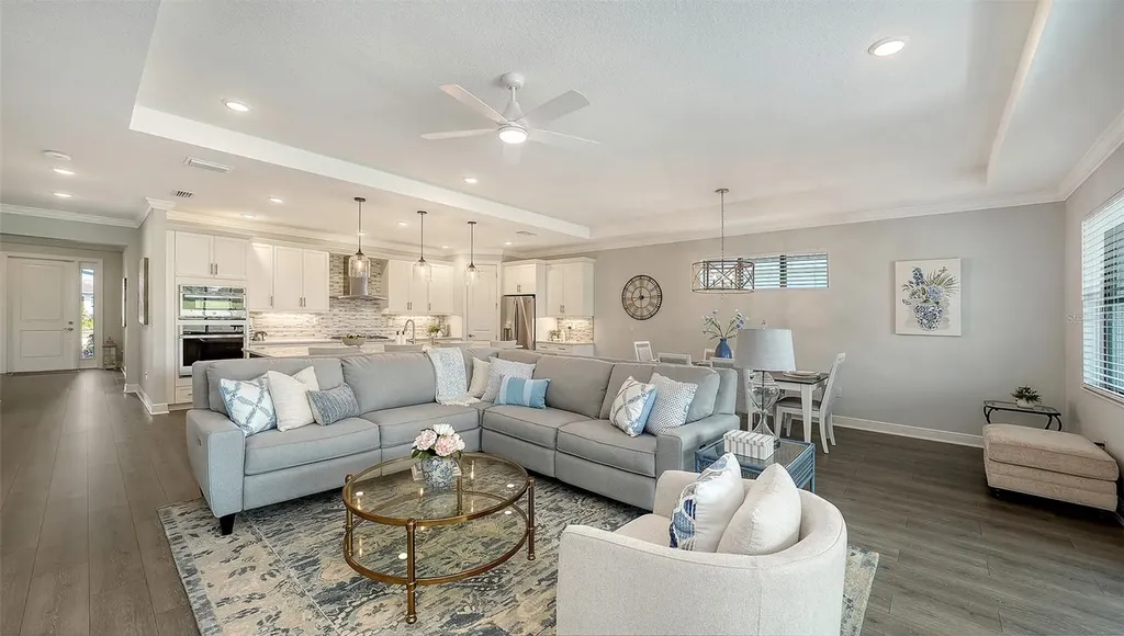 18020 Cresswind Terrace Bradenton FL 34211