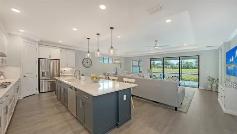 18020 Cresswind Terrace Bradenton FL 34211