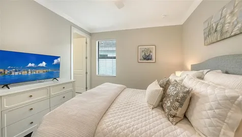 18020 Cresswind Terrace Bradenton FL 34211