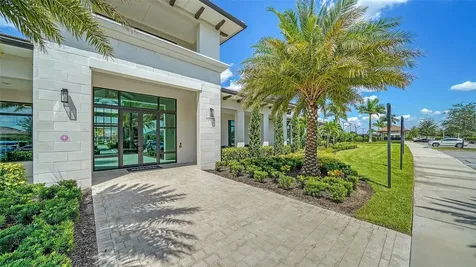 18020 Cresswind Terrace Bradenton FL 34211