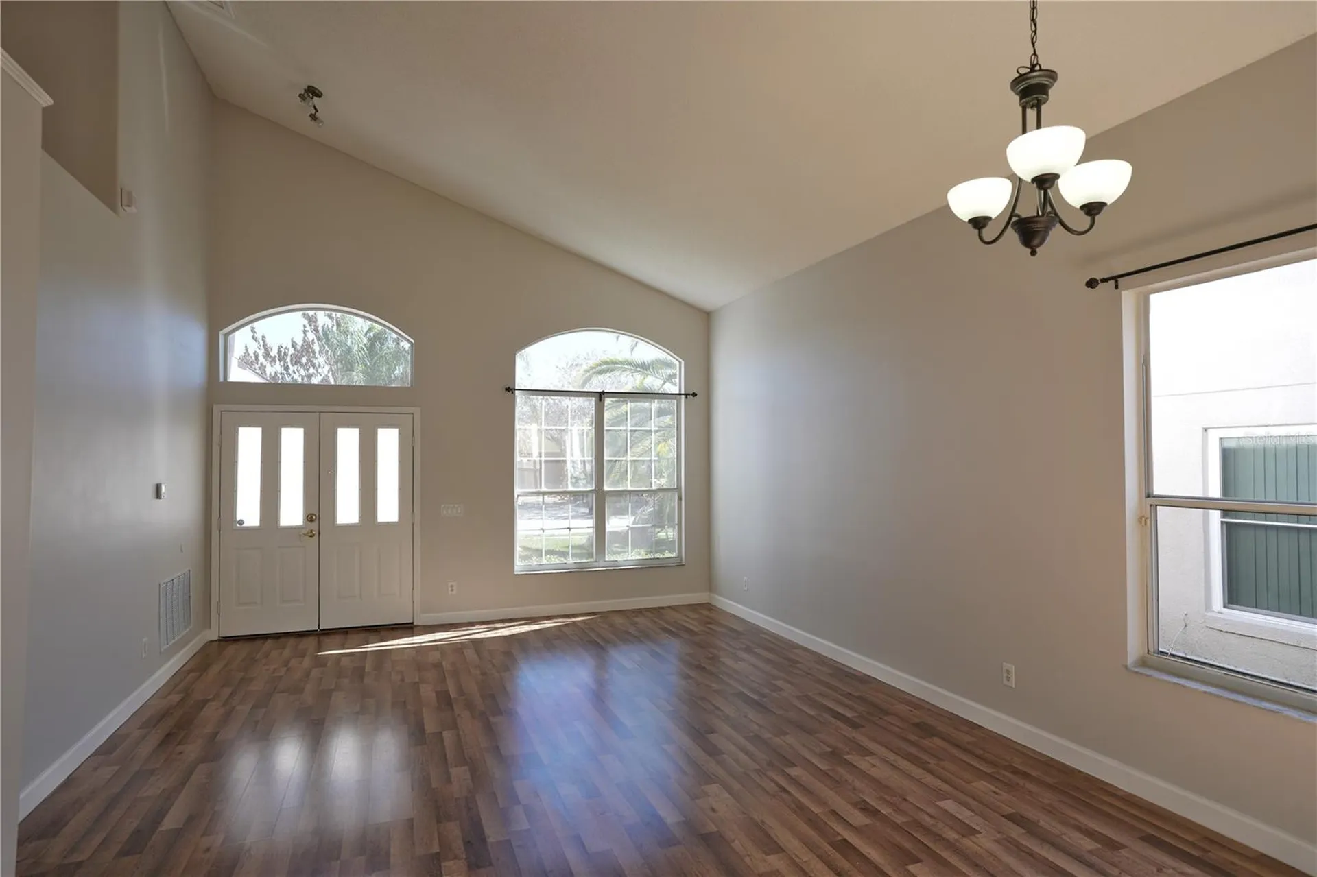 832 Magnolia Creek Circle Orlando FL 32828