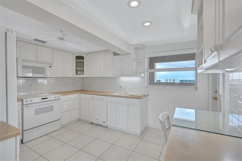 6140 Midnight Pass Road Sarasota FL 34242