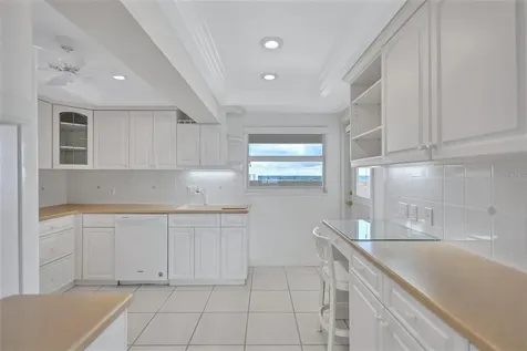 6140 Midnight Pass Road Sarasota FL 34242