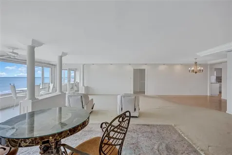 6140 Midnight Pass Road Sarasota FL 34242