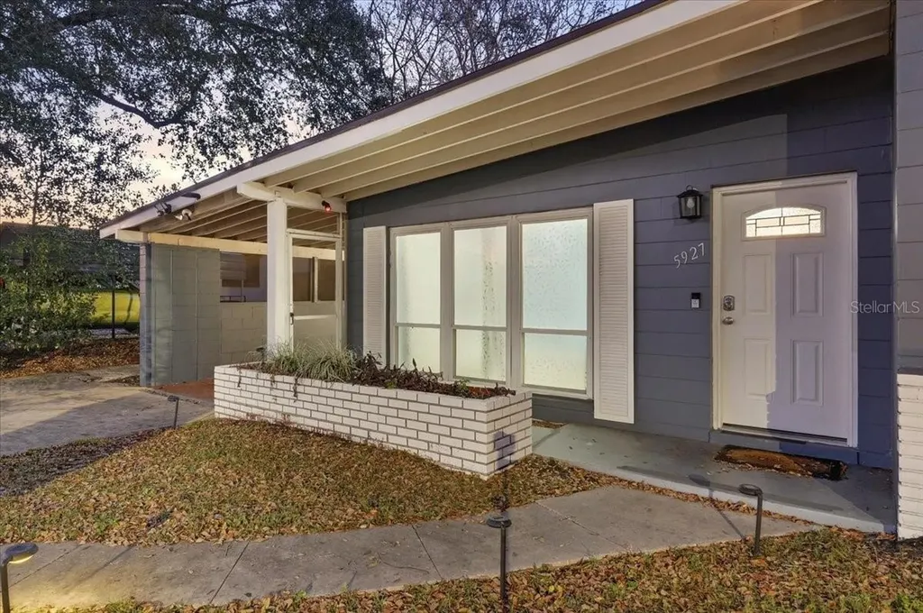 5927 Forest Grove Boulevard Orlando FL 32808