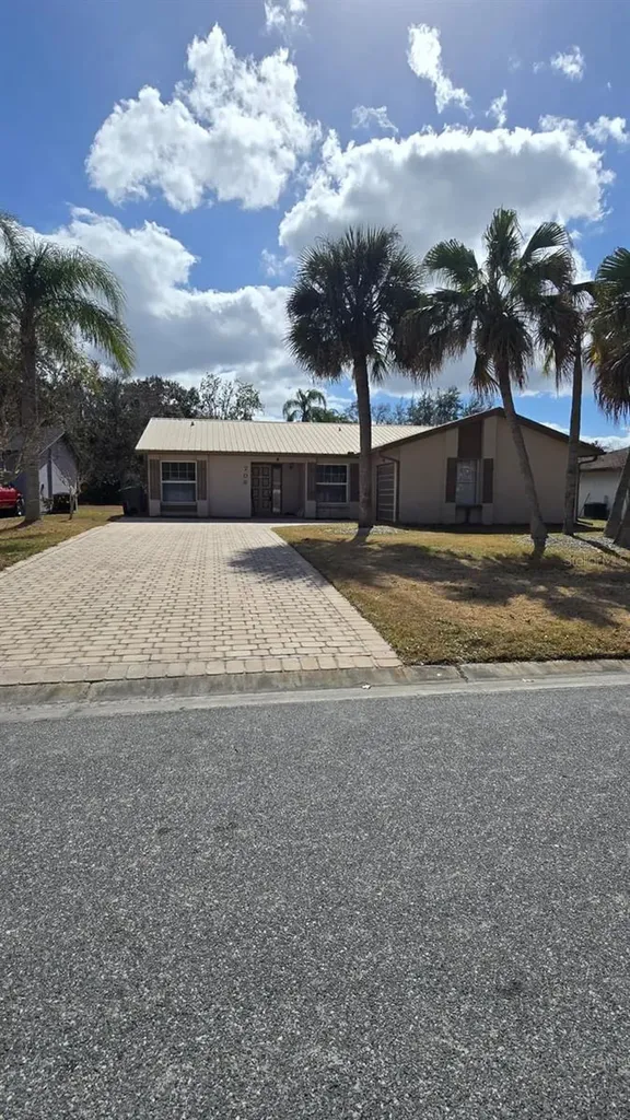 708 Duffer Lane Kissimmee FL 34759
