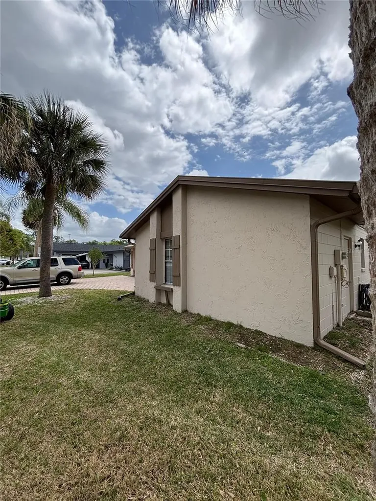 708 Duffer Lane Kissimmee FL 34759