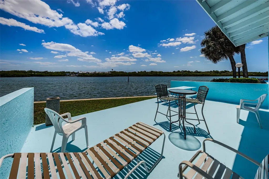 1 Windrush Boulevard Indian Rocks Beach FL 33785
