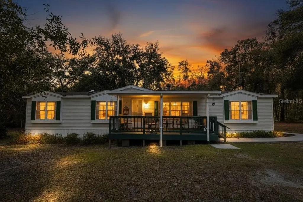 1658 NE 743rd Street Old Town FL 32680