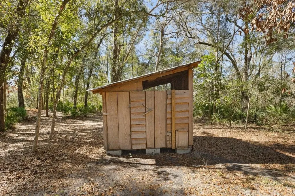 1658 NE 743rd Street Old Town FL 32680