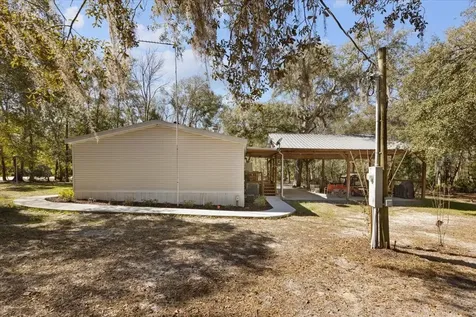 1658 NE 743rd Street Old Town FL 32680