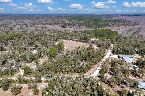 1658 NE 743rd Street Old Town FL 32680