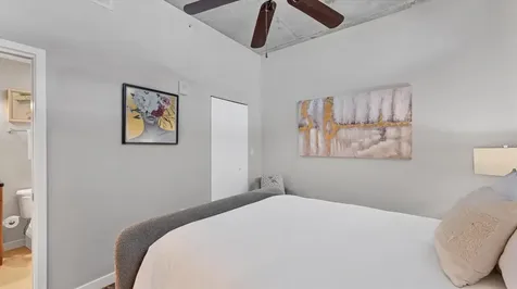 525 E Jackson Street Street Orlando FL 32801