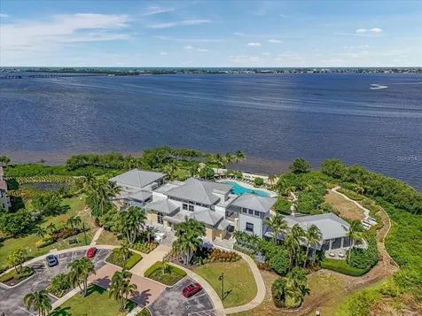 324 Harbour Sound Court Bradenton FL 34209