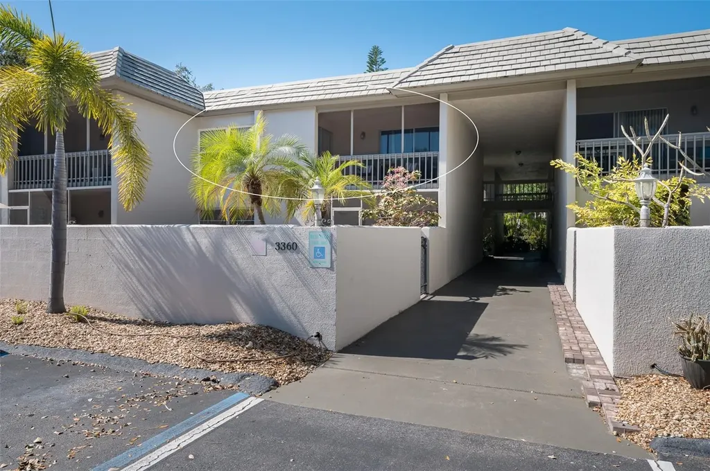 3360 S Osprey Avenue Sarasota FL 34239