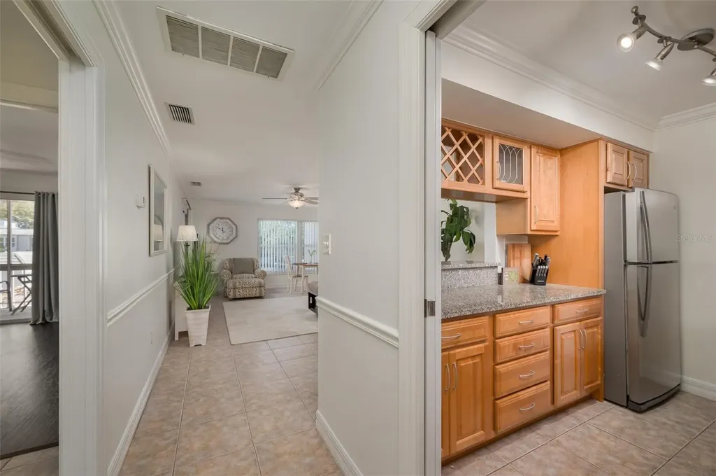 3360 S Osprey Avenue Sarasota FL 34239